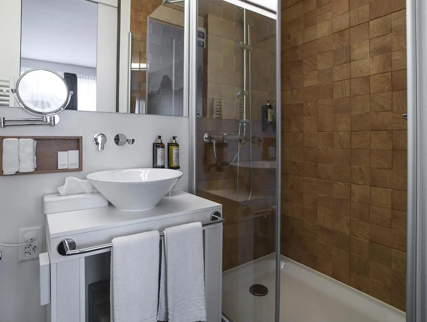 ****  Home Swiss Hotel Geneva Switzerland